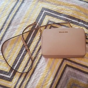 Michael Kors jet set east west crossbody